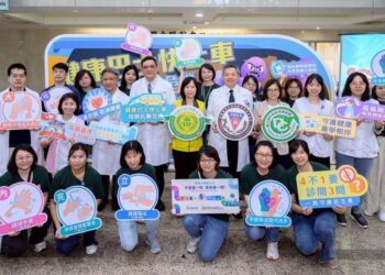 高醫啟動健康巴士衛教展  盼民眾「正確用藥、落實預防」甩開危機