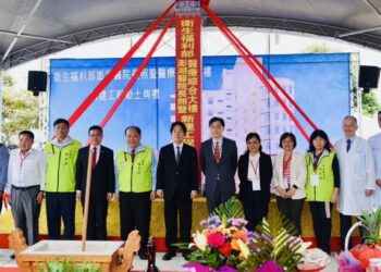 衛福部澎湖醫院「長照暨醫療綜合大樓」動土 啟動澎湖醫療長照新里程