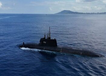 台船澄清:「海鯤軍艦」浮航測試無滲水情況 籲媒體勿以訛傳訛