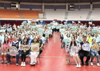 高雄市首屆樂齡運動會熱鬧登場  400位長輩齊聚  以歡笑與活力共築樂齡新篇章