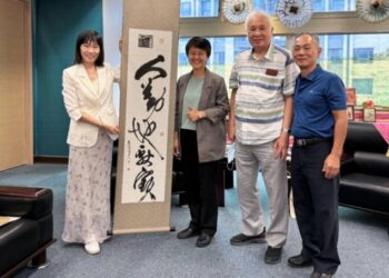 筆墨菊香共織人文篇章  　吳淑娟「筆墨寫1895 菊香憶乙未」銅鑼開展