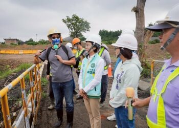 初選登記改由幕僚代辦　林岱樺留高雄勘查防災工程