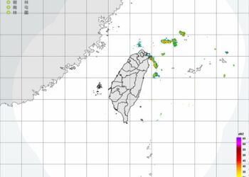 把握週日晴暖天氣!迎風面短暫雨 下週冷空氣來襲大降溫