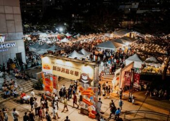 高雄鹹酥雞嘉年華兩日吸客逾12萬 百貨、商圈業績成長近五成 「統香鹹酥雞」勇奪最佳人氣王