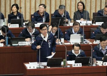促進都會區原住民長輩照護 陳其邁：盤點閒置公有空間 打造母語溝通友善據點