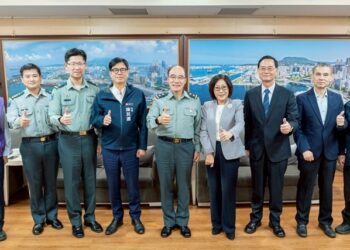 原八軍團指揮官廖建興中將辭行 府會雙長感謝國軍協助救災守護台灣