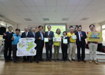 看牙不再長途跋涉 牙科診療椅送進偏鄉小學