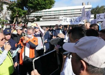 陳光復向鄉親致歉  承諾全面改善紅羅垃圾掩埋場管理、加速焚化爐興建