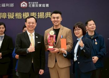 科工館聽覺障礙設計師林祐臣榮獲第29屆「金鷹獎」殊榮  以善意與設計力照亮自我與工作舞臺