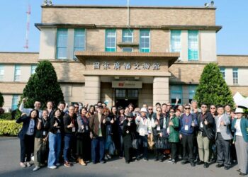 「電波裡的台灣史」特展 見證由對峙到融合的廣播電波