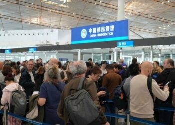 北京口岸外國人通關突破600萬 臨時入境許可“一次辦結”提升效率