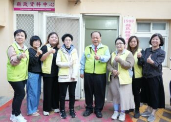 陳光復慰勞1999話務人員 致贈慰問金肯定第一線貼心服務