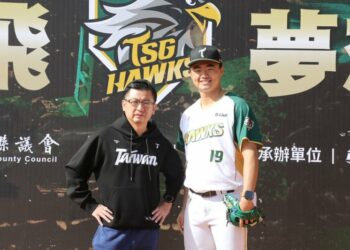 走進球場挺基層 謝典霖議長力挺彰化棒球扎根