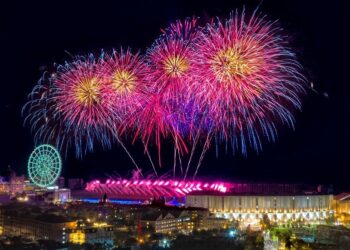 義大世界999秒跨年煙火秀三階段交管 提供免費接駁專車