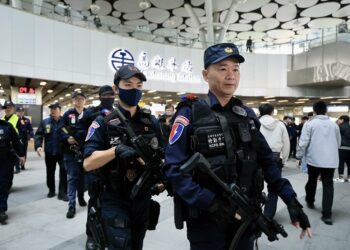 陳其邁視察高雄車站整備：強化警力維安  確保民眾安全為要務