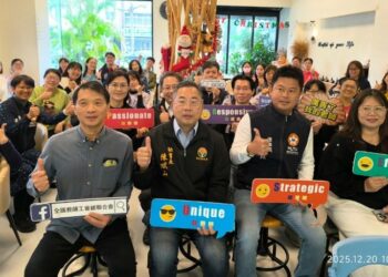 苗栗 SUPER 教師現身傳承熱忱         縣府與工會攜手表揚 5 位教育典範