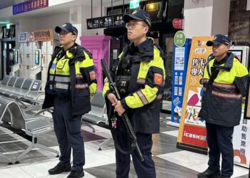 花警強化維安各運輸場站 全力守護旅客安全