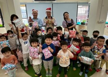 高雄市榮民服務處教保中心舉辦耶誕歡樂活動  幼兒歡喜迎佳節