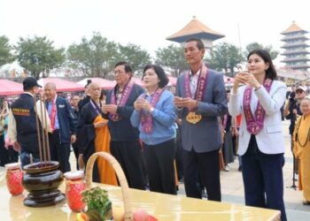 2025世界神明聯誼會佛陀紀念館登場 張麗善為民眾祈福盼安心生活