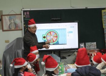 教育家人物典範 左撇子老師的特教路—葉志偉用科技與耐心翻轉每個孩子