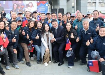 馬年旗開旺、苗栗願景亮 元旦升旗典禮象徵縣政奔馳向前