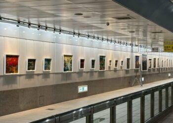 高捷攜手藝術平權協會　O2鹽埕埔站打造溫暖城市畫廊