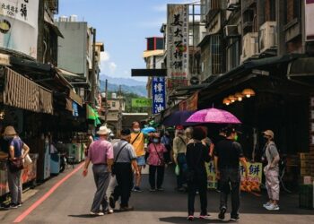 全台最好吃的老街在新竹縣 台灣好行獅山線套票一票暢遊北埔客庄