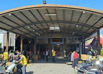 台東佛光山臘八粥  温暖員警的心並傳達感謝及祝福！