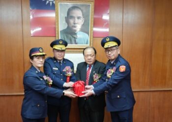 陳光復主持警察局新、卸任局長交接典禮 林樹國正式履新