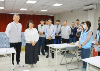 嘉義市1月24、25日普發6,000元現金 長輩春節禮金振興地方經濟 「市府發錢 市民花錢 嘉義市大賺錢」