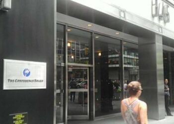 美國1月消費者信心驟降 創近十年新低