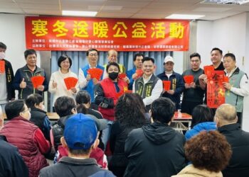 板橋中正里攜手在地團體  「寒冬送暖」關懷34戶近貧家庭