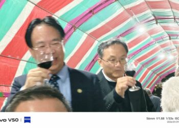 屏科大晚宴  場面大情誼深  摸彩獎品無人能比