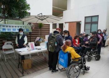 慈濟中區脊損中心彰化義診 權威領軍醫病零距離