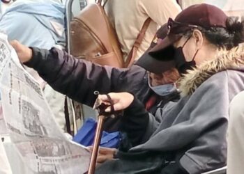 翻頁聲響起的瞬間：紙本閱讀的時光回返