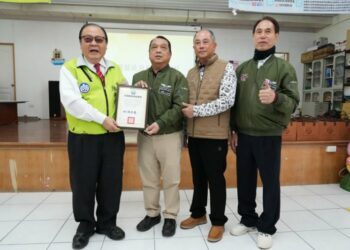 高慈總「菊島聯合助學金頒贈」 陳光復感謝社會善心助學子築夢