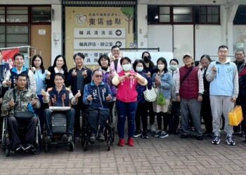 集結全省愛心贈百份物資助弱勢 小商友好資源團隊寒冬送暖