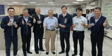 高雄輕軌年運量挑戰新高峰！局長吳嘉昌督導春節營運整備  同步推進增購新車提昇營運品質