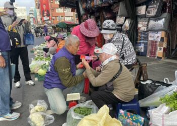 馬公北辰市場啟動選戰節奏　葉竹林強打「觀光翻倍、幸福澎湖」布局縣長戰局