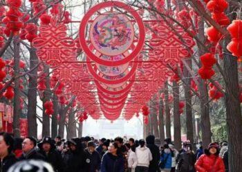 北京龍潭、地壇廟會春節登場  傳統民俗與科技互動齊亮相