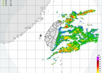 別被週一暖陽騙！週三起冷空氣襲台降9度 週末變天轉濕冷