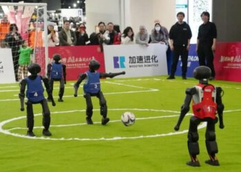 海澱新春科技廟會升級　AI機器人3V3對戰再掀熱潮