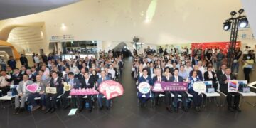 港務公司14週年慶  頒發年度金舫獎及首度台菲締結姊妹港