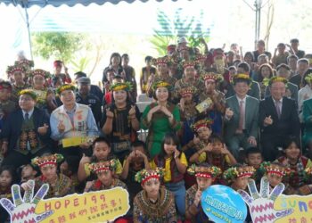 屏東縣第15座玉山圖書館啟用 點亮地磨兒國小閱讀之光