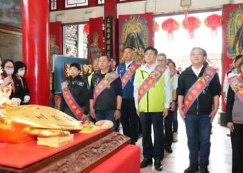 澎湖上元乞龜熱鬧登場 林皆興走訪廟宇 點燈祈願澎湖平安順遂