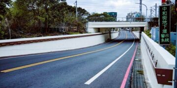 竹北「台元三橫」地下道蛻變！中和街完工、中正東路接力      鄭朝方：安全與美學並進