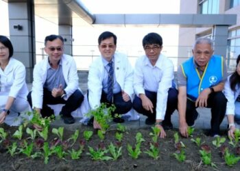 不只是種樹！小港醫院「種福田」將廚餘轉循環，打造全台綠色醫療標竿