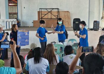 嘉基赴菲義診助少女重拾行走希望 Taiwan Can Help醫療跨越海洋