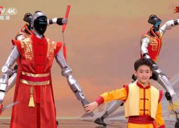 人形機器人春晚驚艷全球　中國大陸加速布局人工智慧應用