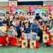 頭份市公所贈環保兩用包 羅雪珠祝學童兒童節快樂